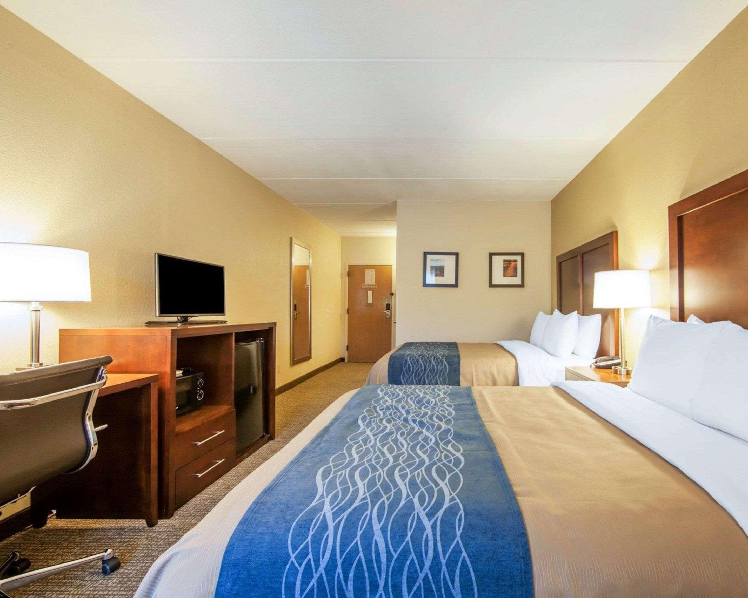 Pioneer Comfort Inn At Royal Blue מראה חיצוני תמונה