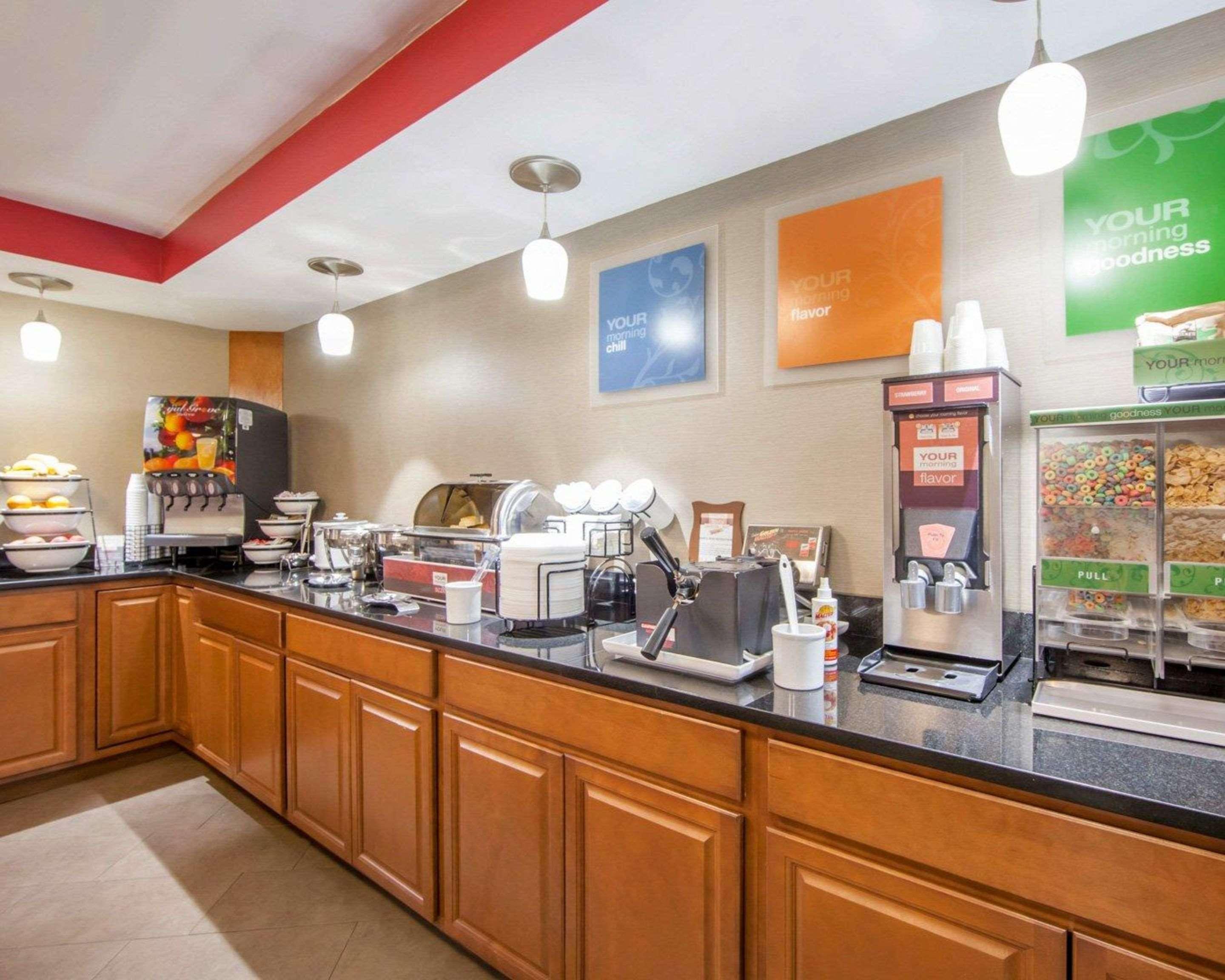 Pioneer Comfort Inn At Royal Blue מראה חיצוני תמונה